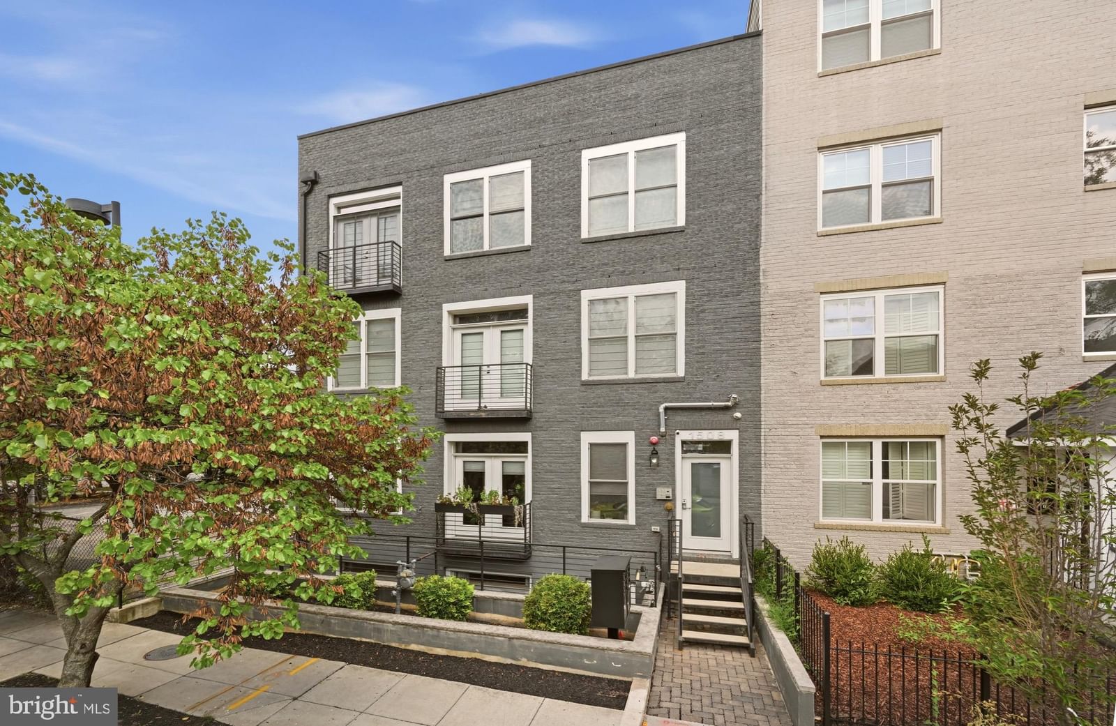 1508 F STREET NE #4 photograph