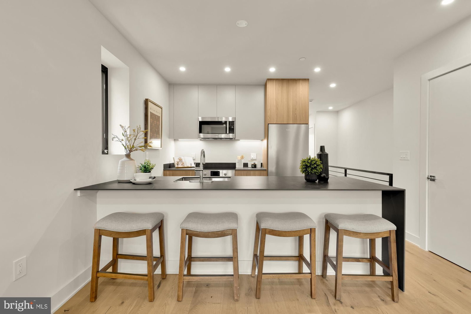 2647 41ST STREET NW #1 photograph