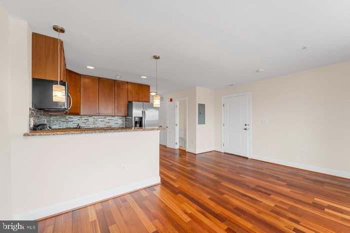 911 KENNEDY STREET NW #13 photograph