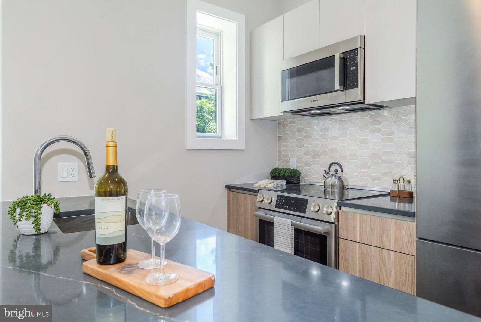 933 N STREET NW #203 photograph