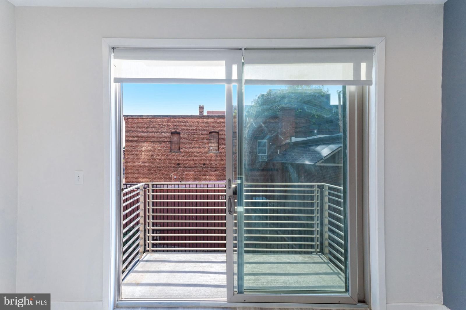 1350 MARYLAND AVENUE NE #116 photograph