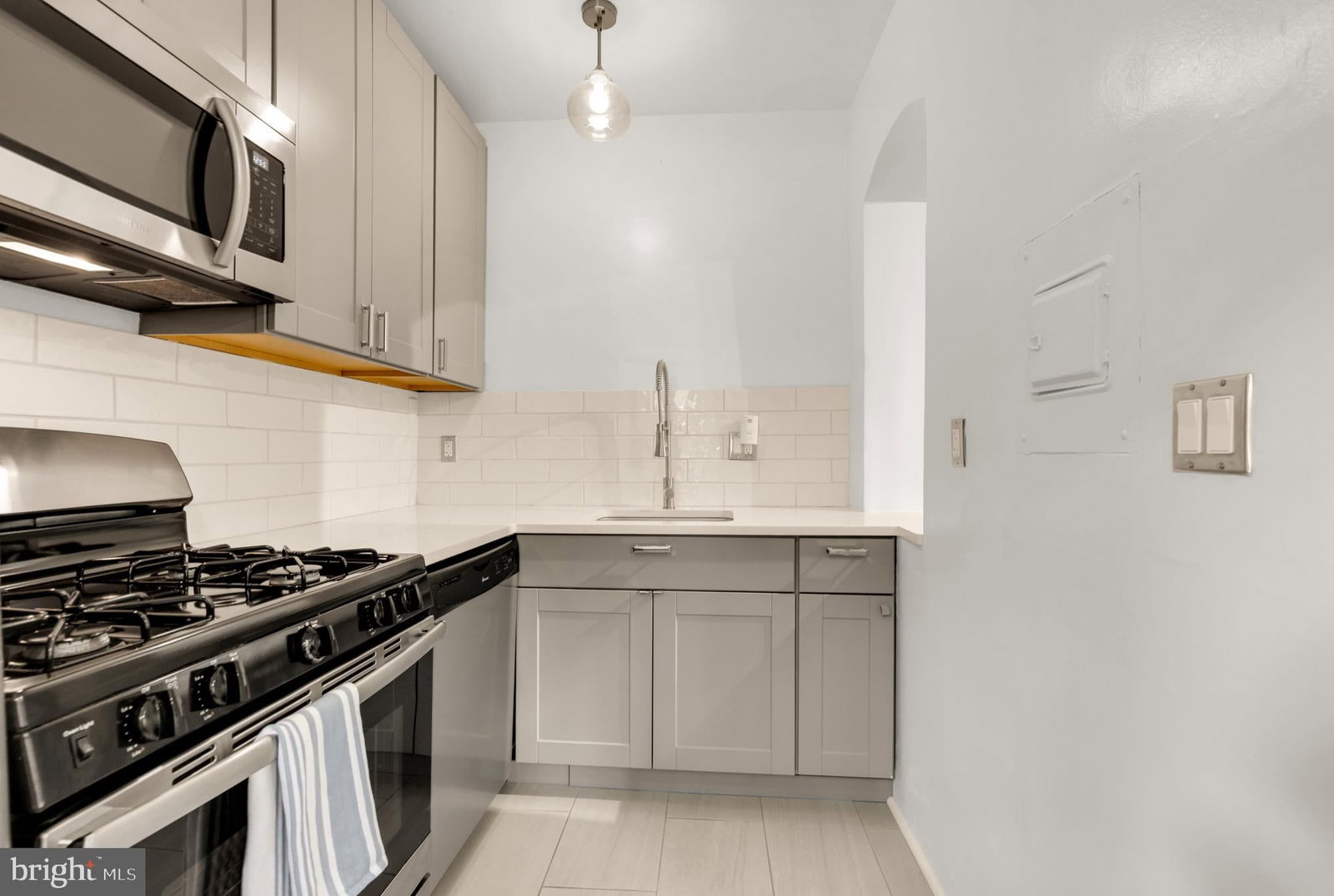 1726 17TH STREET NW #102 photograph