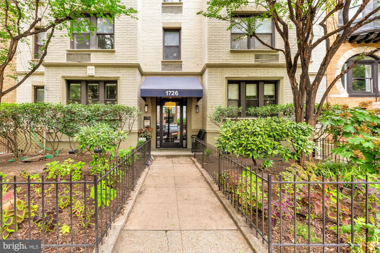 1726 17TH STREET NW 102 in Washington, DC
