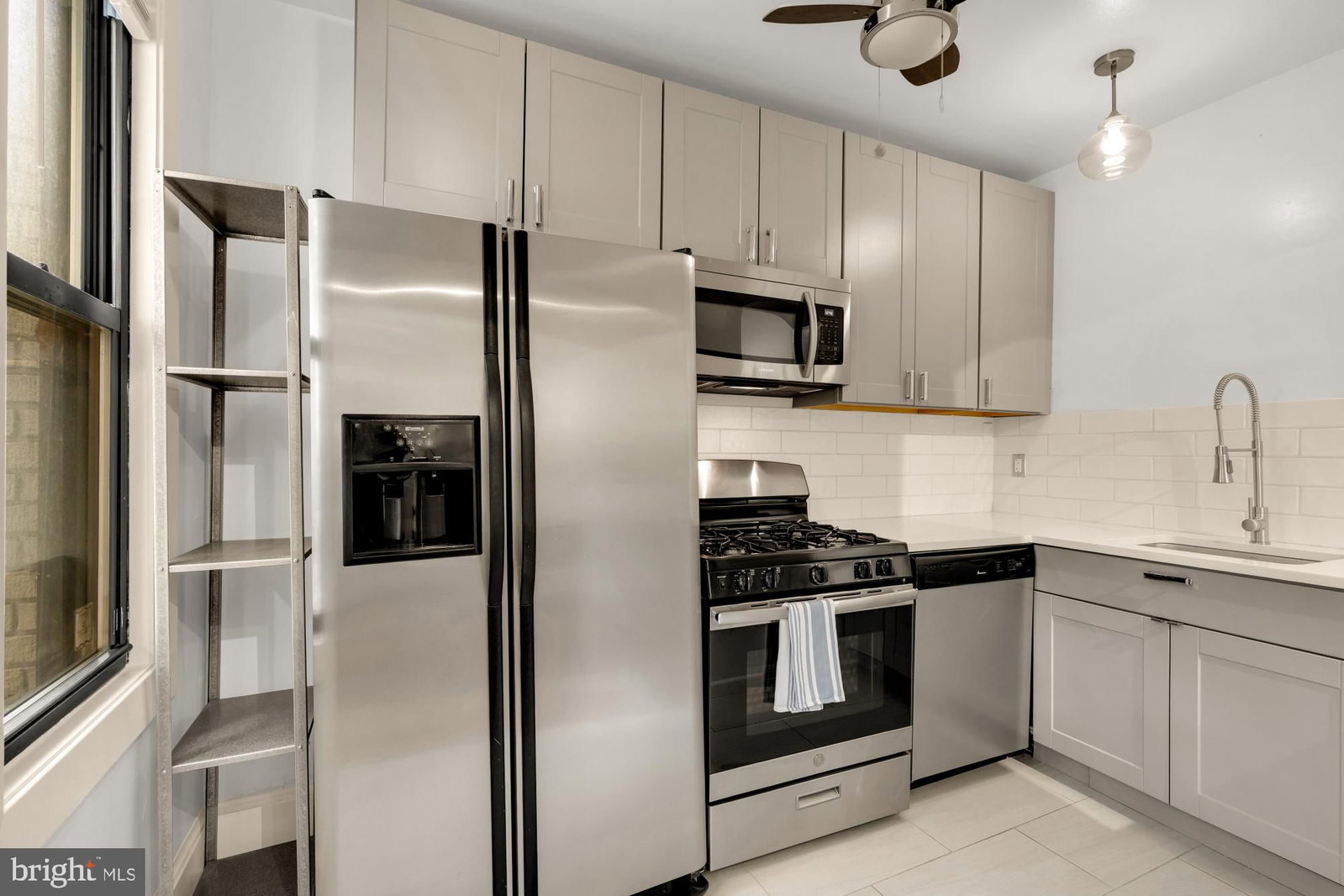 1726 17TH STREET NW #102 photograph
