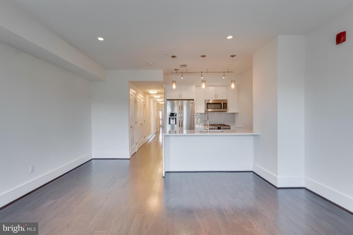 1451 GIRARD STREET NW #4 photograph
