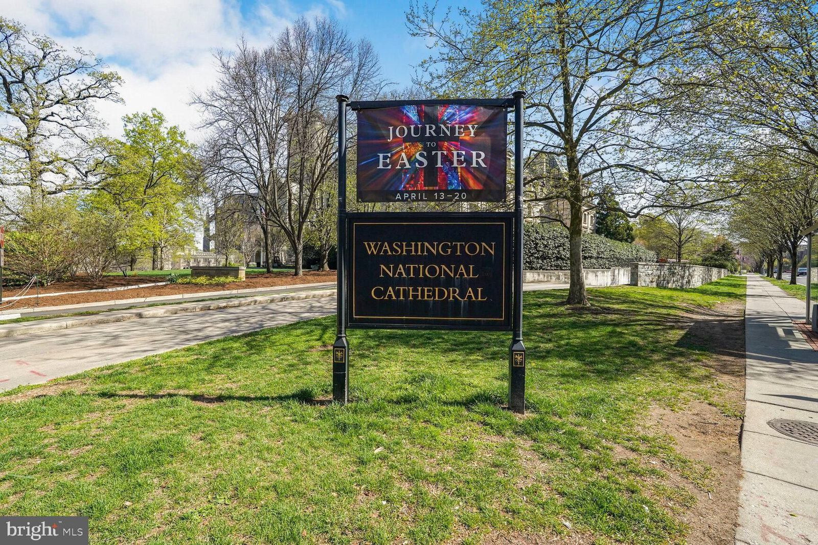 2828 WISCONSIN AVENUE NW #314 photograph