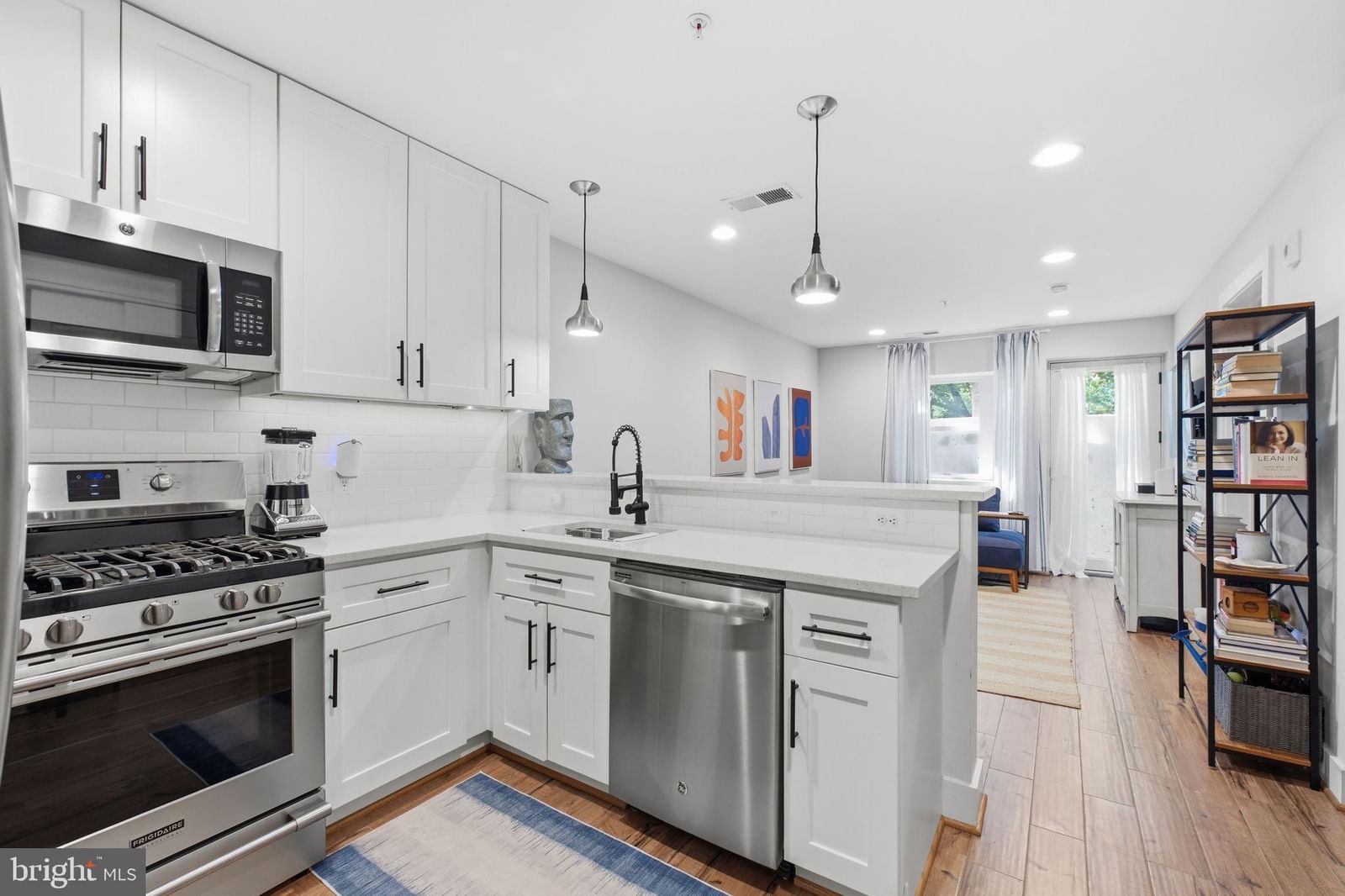 4308 GEORGIA AVENUE NW #104 photograph