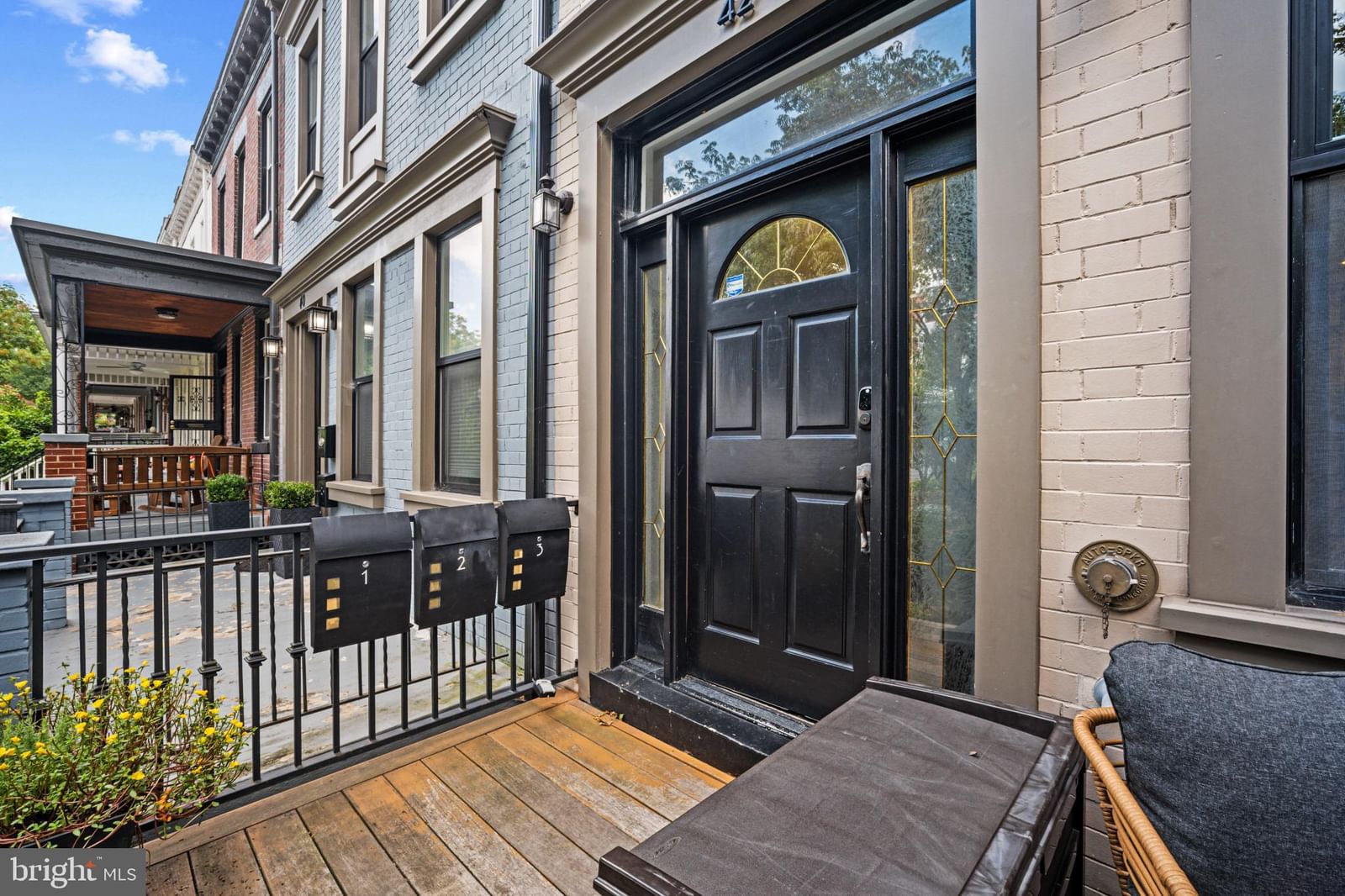 42 W STREET NW #1 photograph