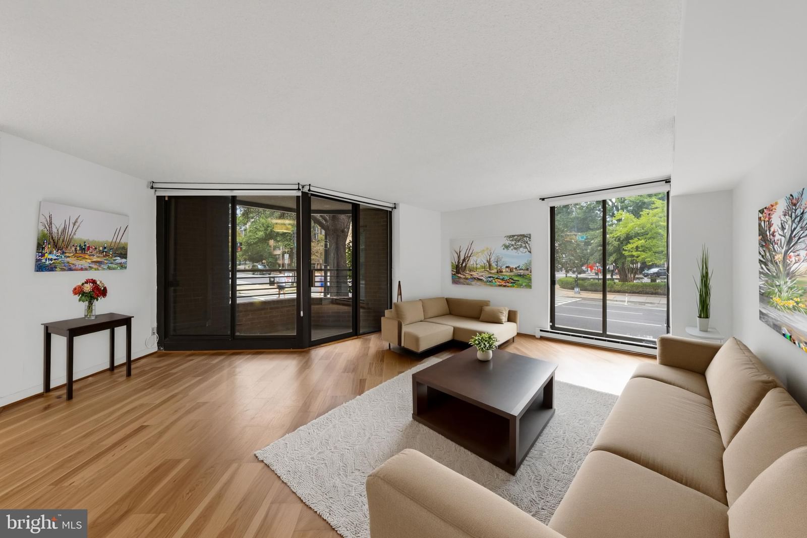 1099 22ND STREET NW #103 photograph