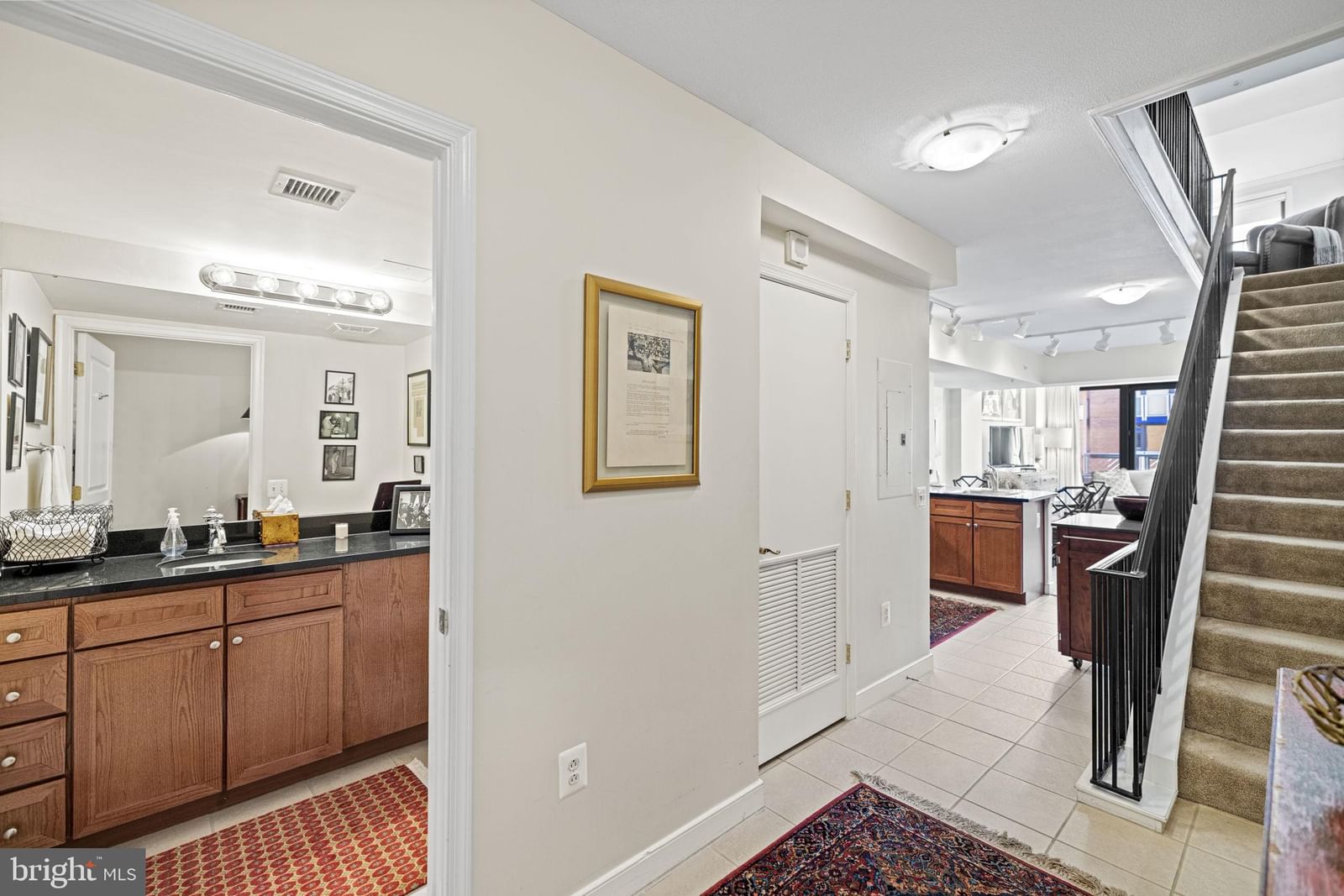 616 E E STREET NW #1152 photograph