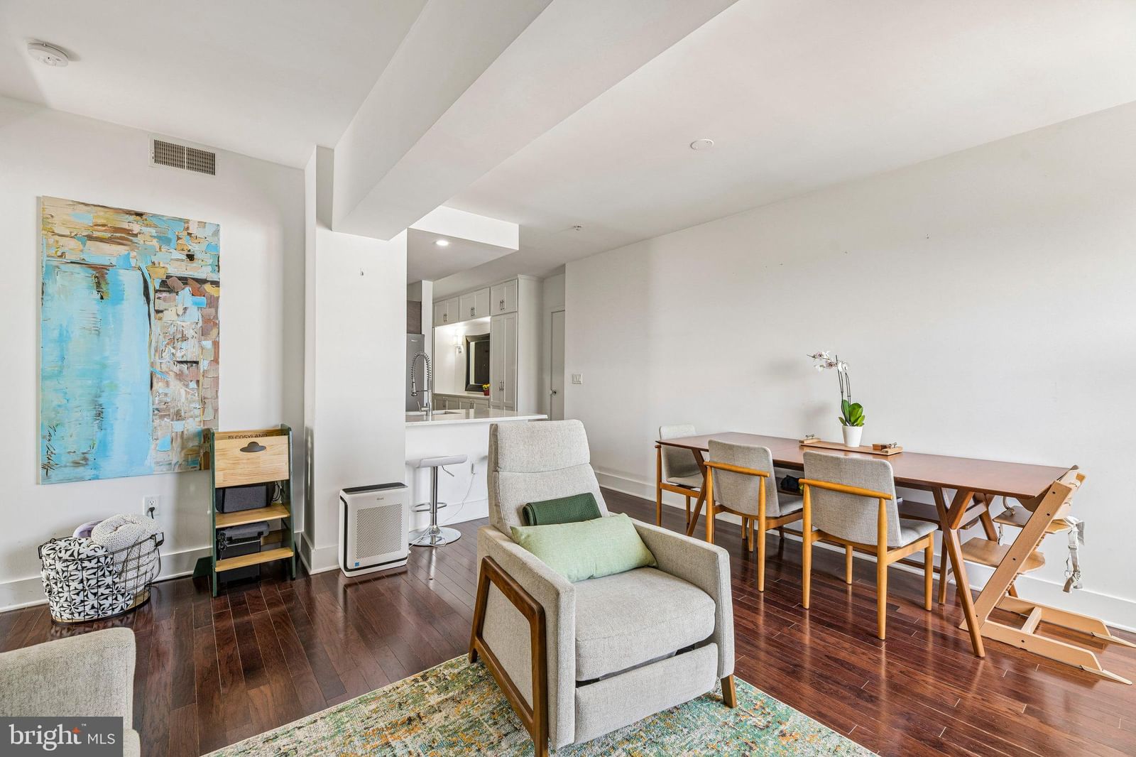 1020 MONROE STREET NW #409 photograph