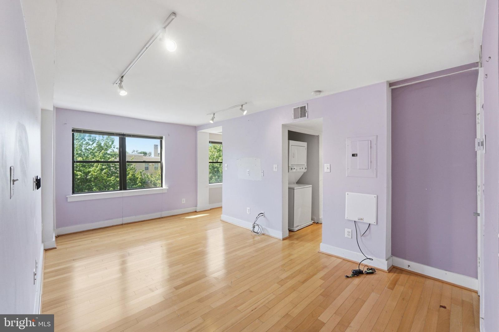 212 OAKWOOD STREET SE #315 photograph