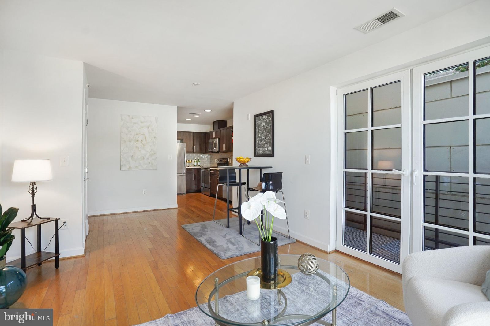 1115 H STREET NE #501 photograph