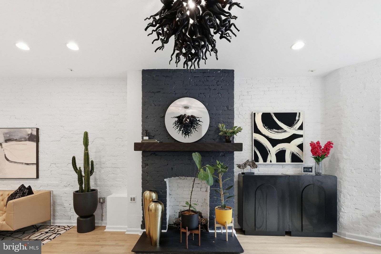 55 RHODE ISLAND AVENUE NW #1 photograph