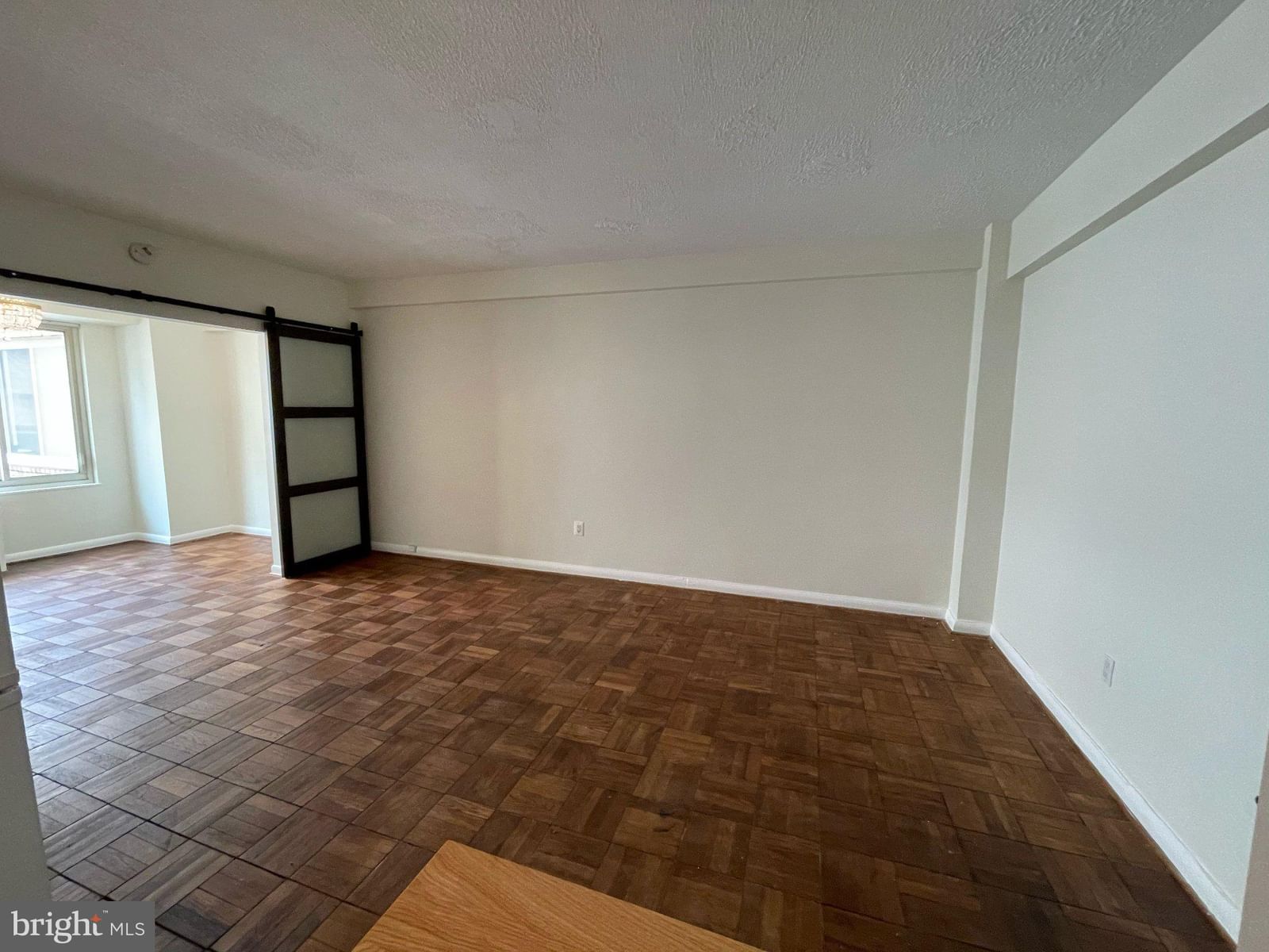 1727 MASSACHUSETTS AVENUE NW #714 photograph