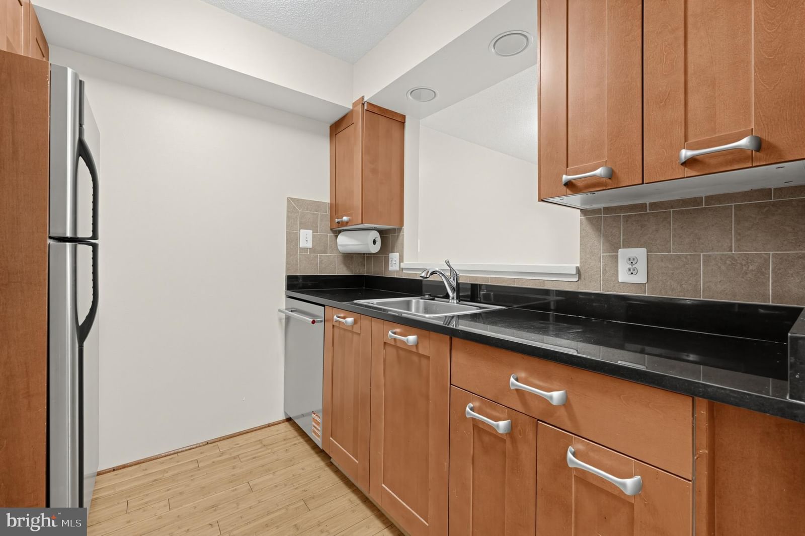 2111 WISCONSIN AVENUE NW #104 photograph