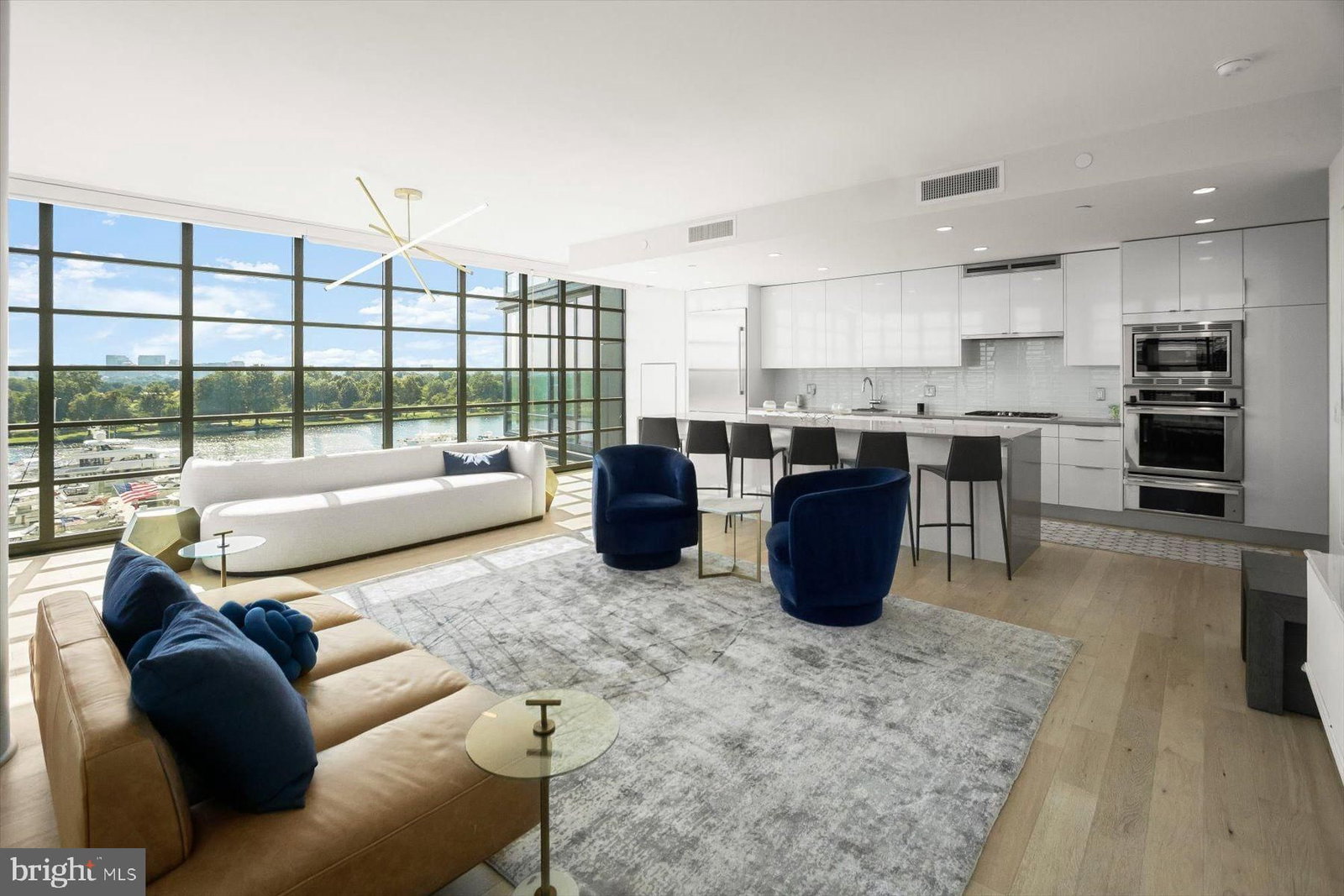45 SUTTON SQUARE SW #509 photograph