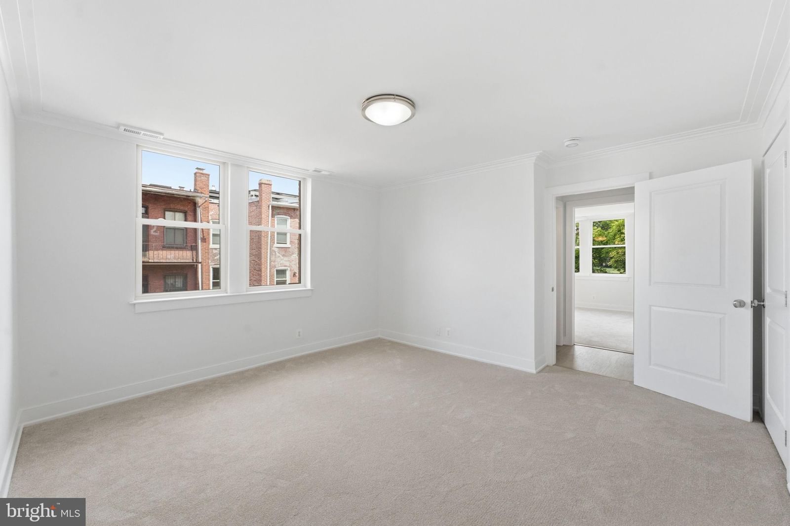 14 S STREET NE #302 photograph