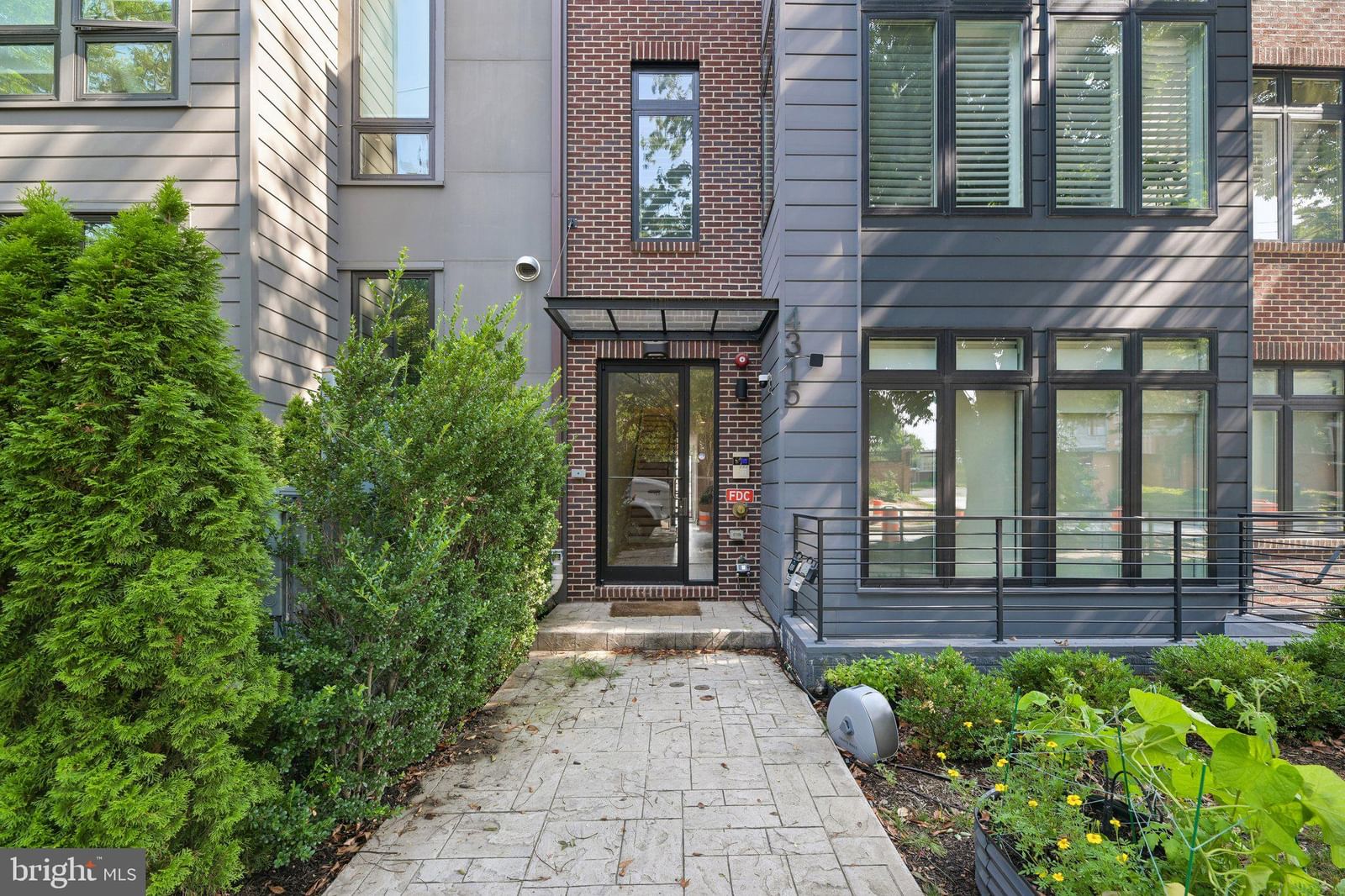 4315 HARRISON STREET NW #8 photograph