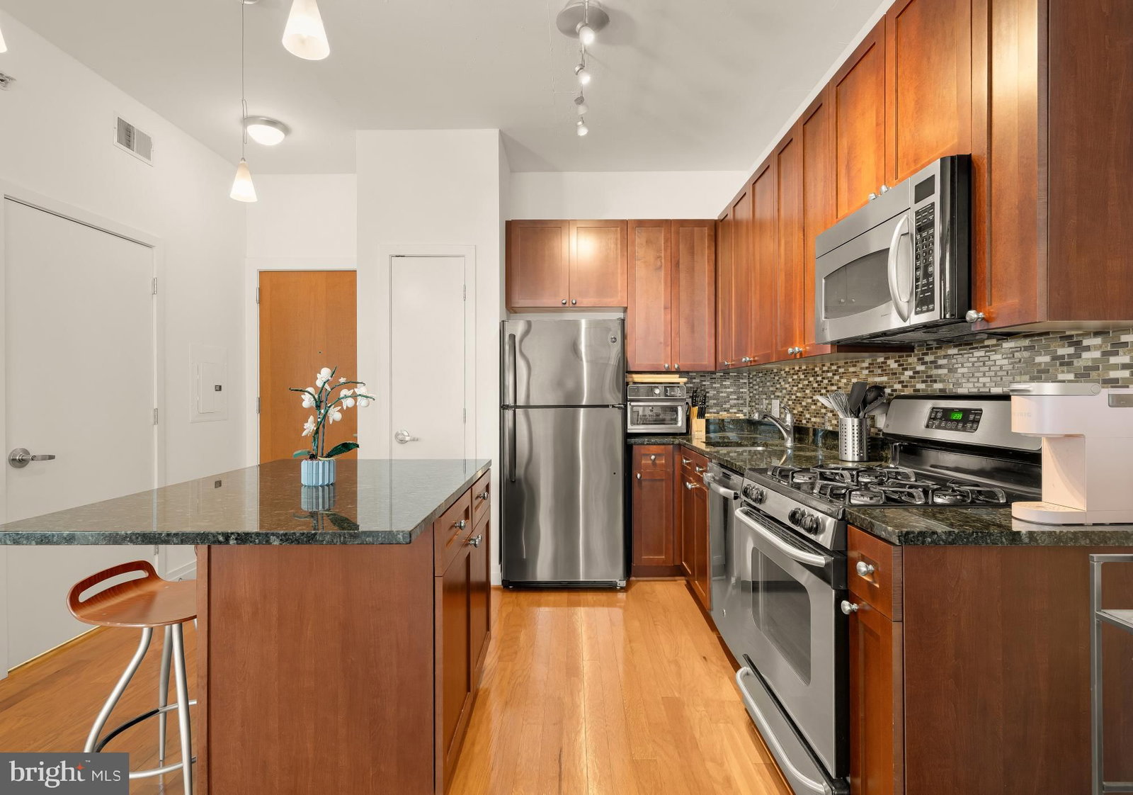2120 VERMONT AVENUE NW #312 photograph