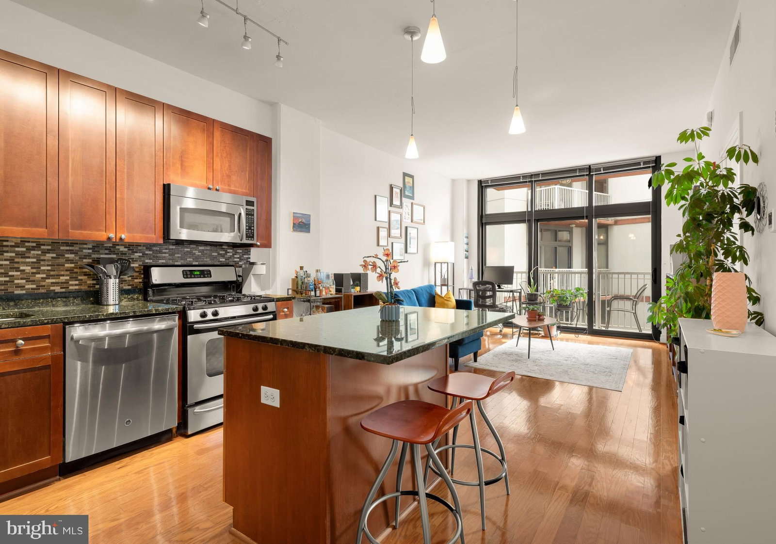 2120 VERMONT AVENUE NW #312 photograph