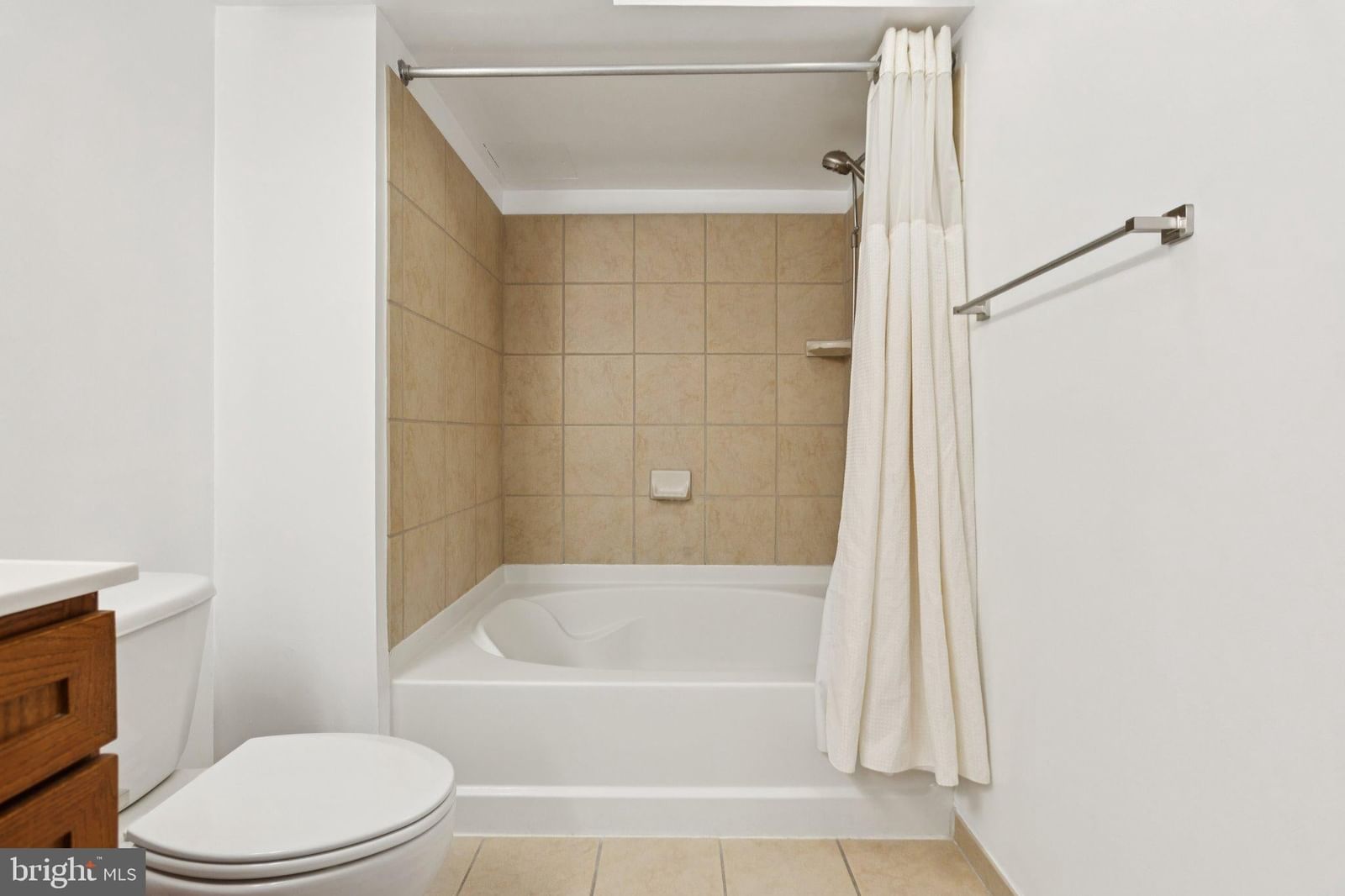 616 E ST NW #217 photograph