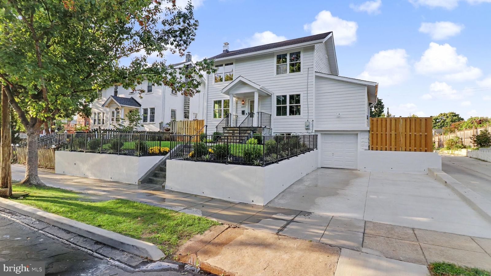 2004 PERRY ST NE, WASHINGTON 20018, DC