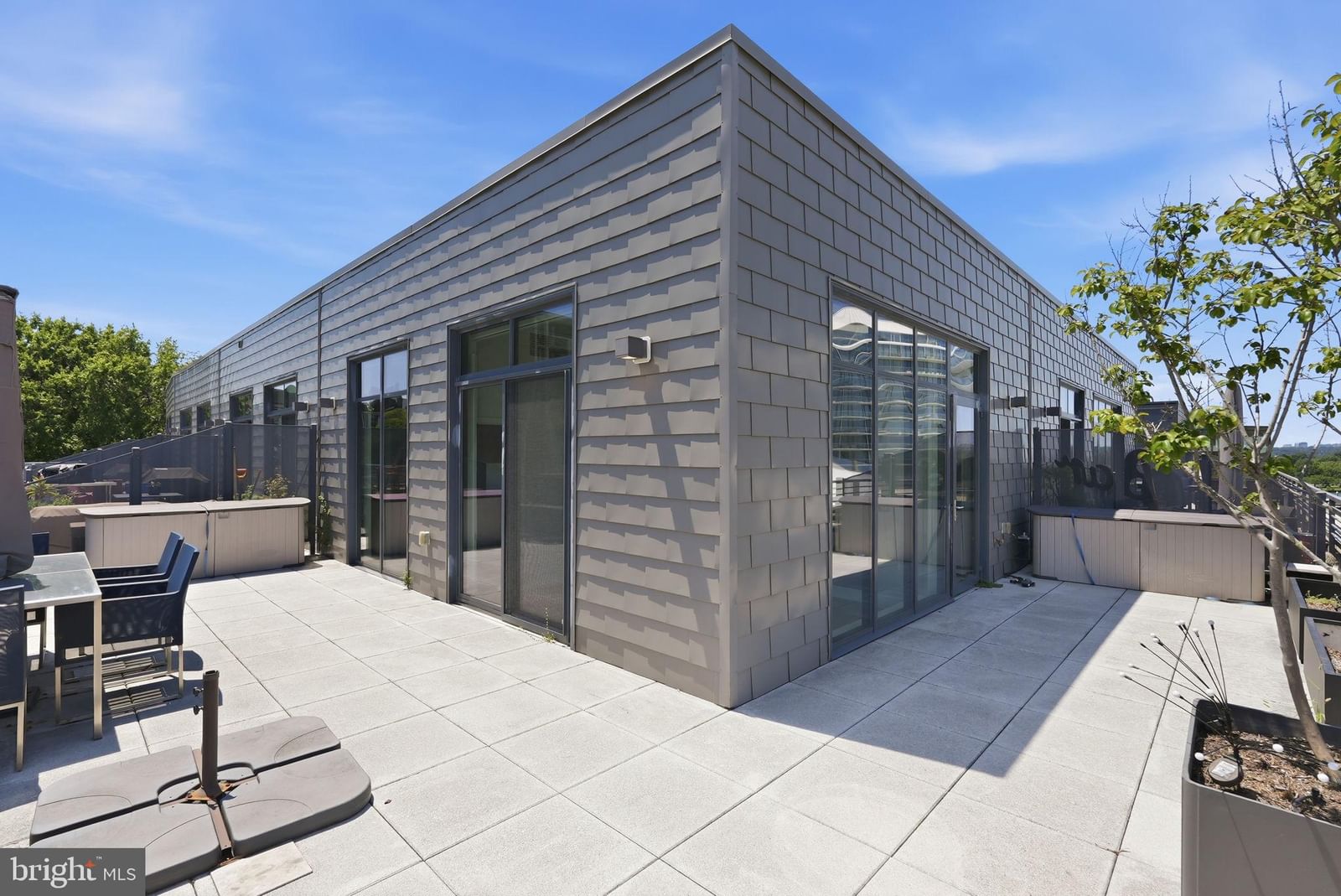 525 WATER STREET SW #428 photograph
