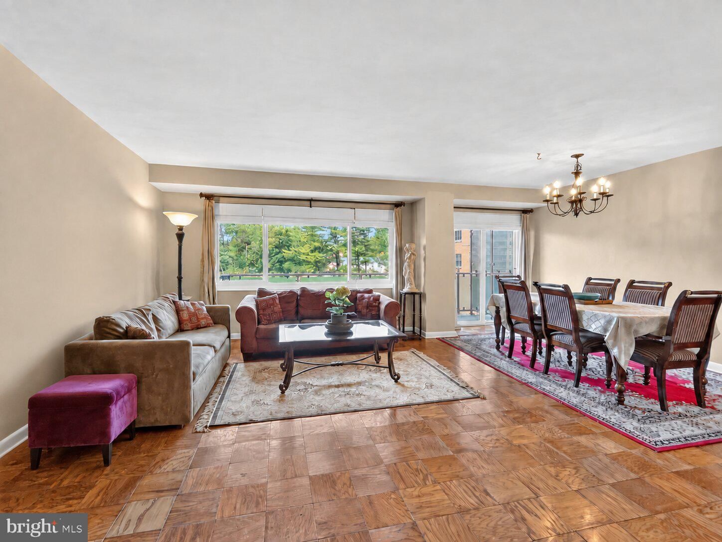 4201 CATHEDRAL AVENUE NW #820E photograph