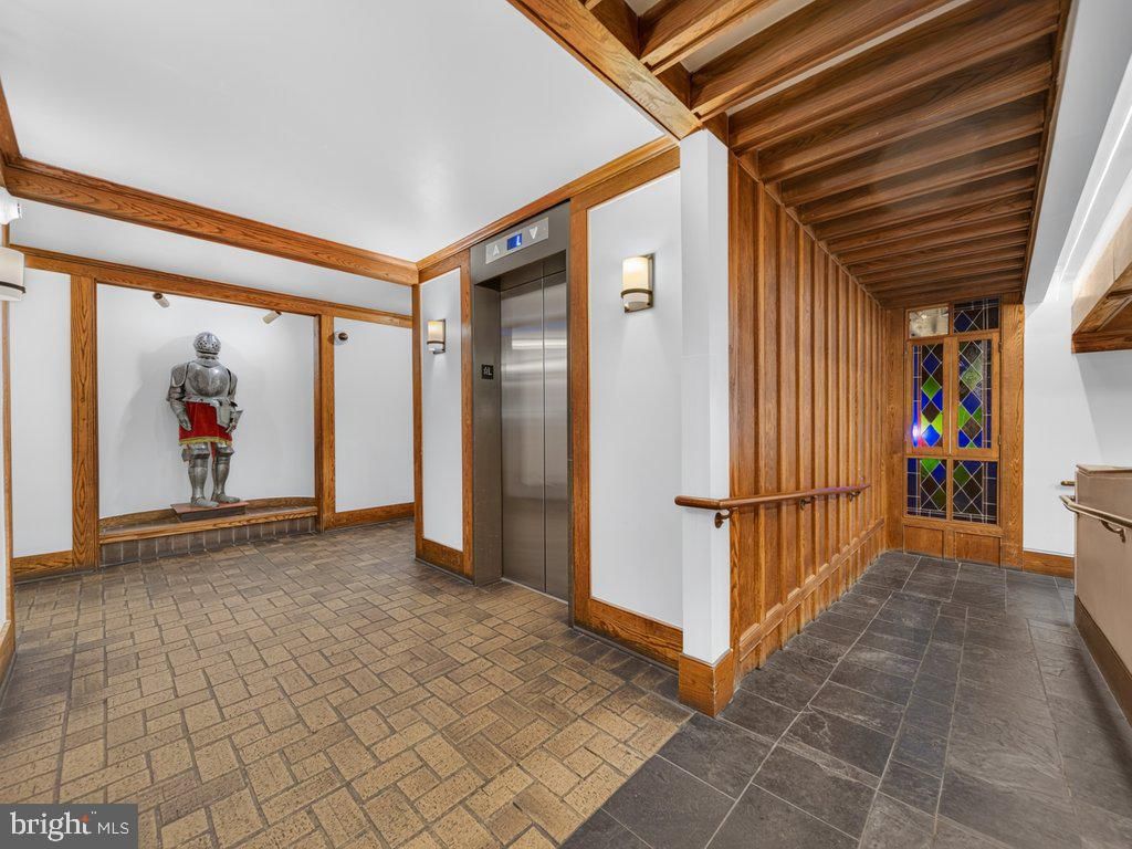 1280 21ST STREET NW #806 photograph