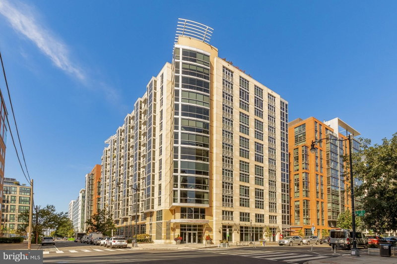 1025 1ST STREET SE Unit 1113