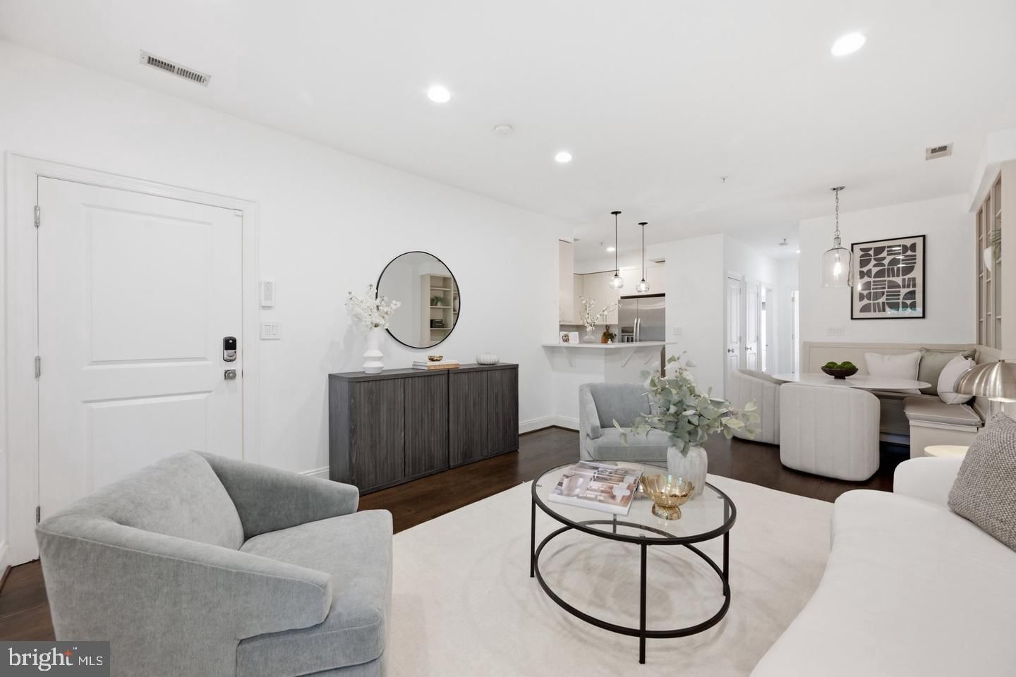 1696 LANIER PLACE NW #3 photograph