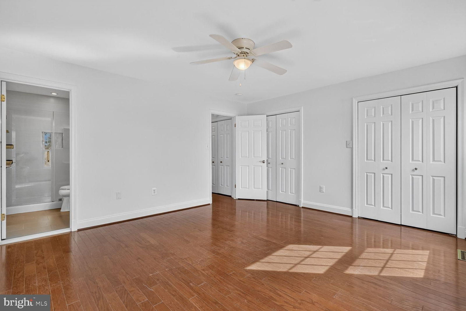 1636 BEEKMAN PLACE NW #D photograph