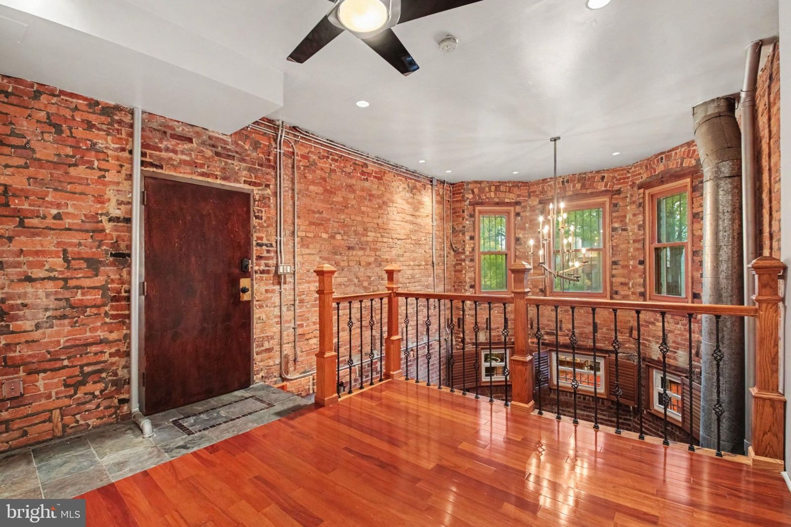 1735 WILLARD STREET NW #1 photograph