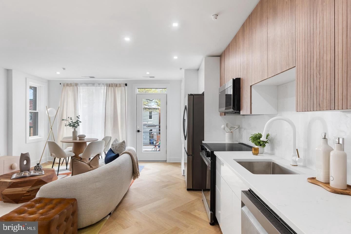 1124 FLORIDA AVENUE NE #408 photograph