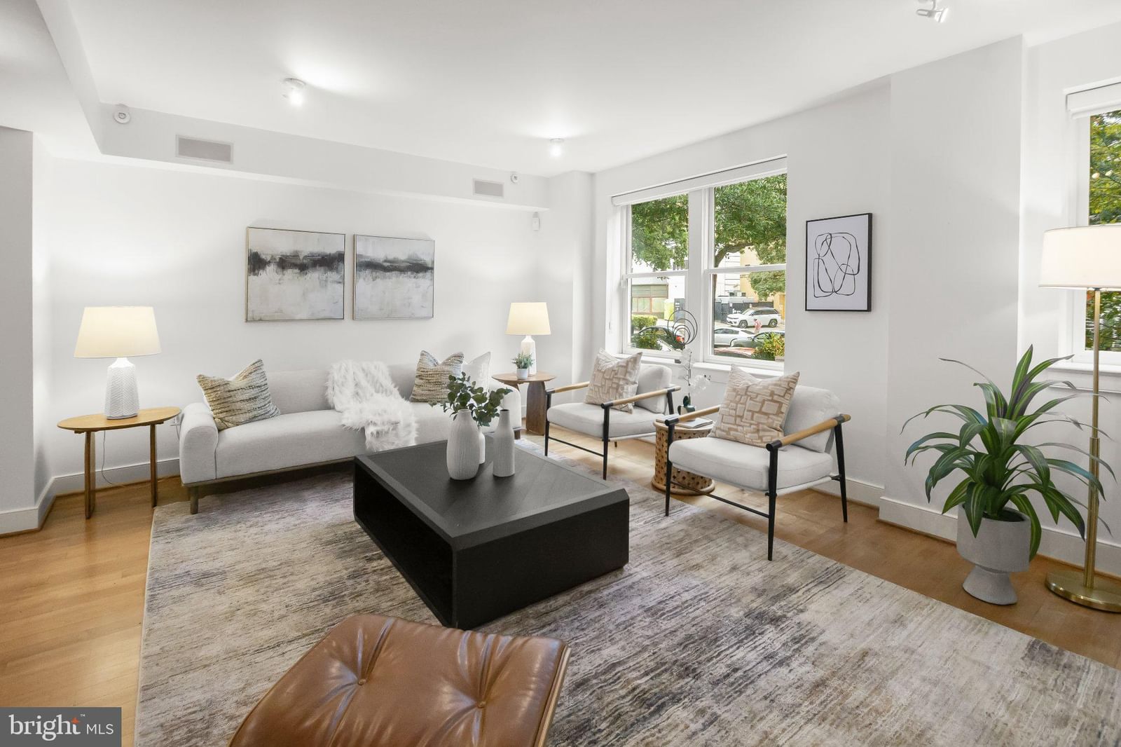 1425 RHODE ISLAND AVENUE NW #12 photograph