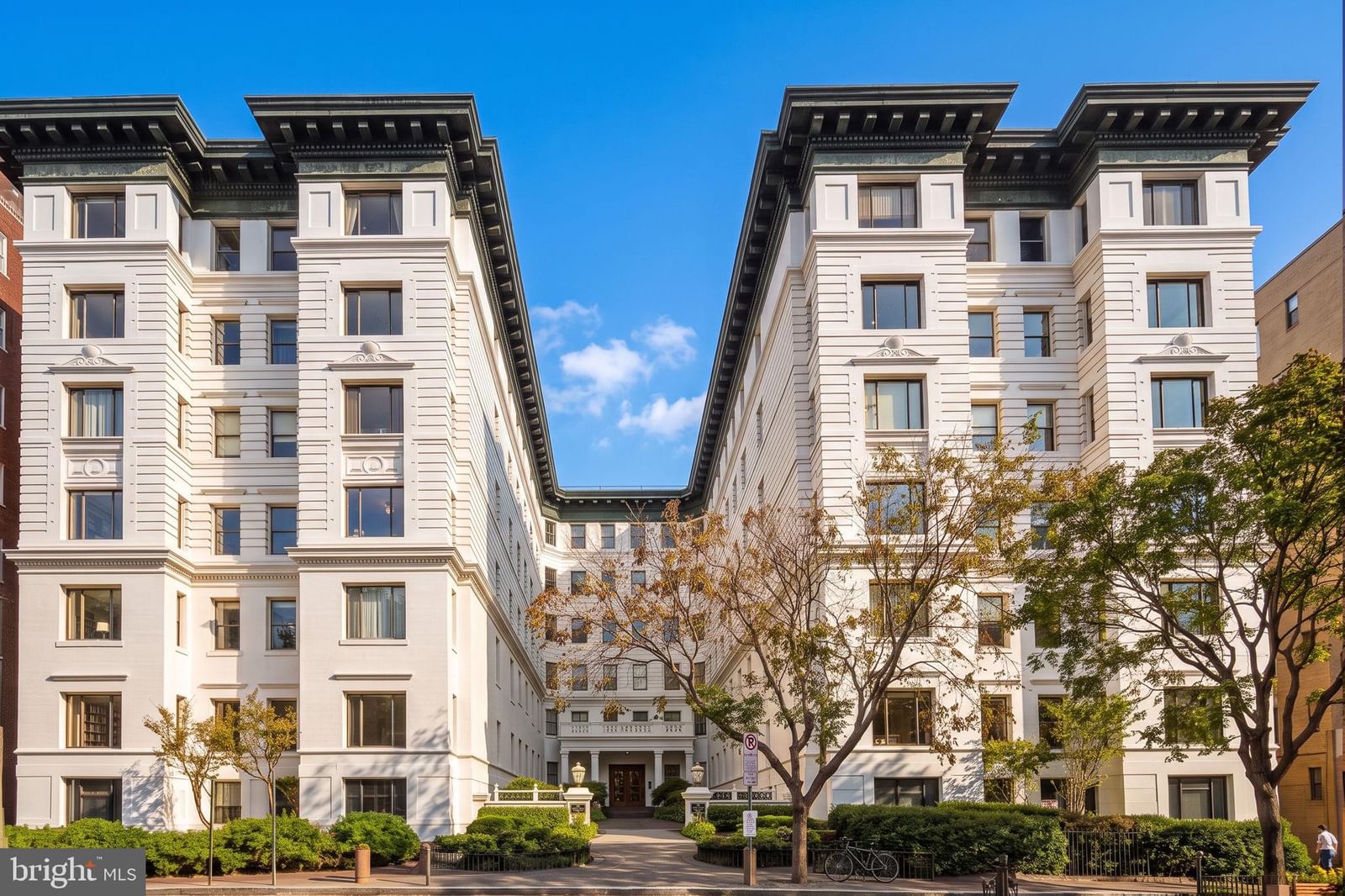 2123 CALIFORNIA STREET NW #A4 photograph