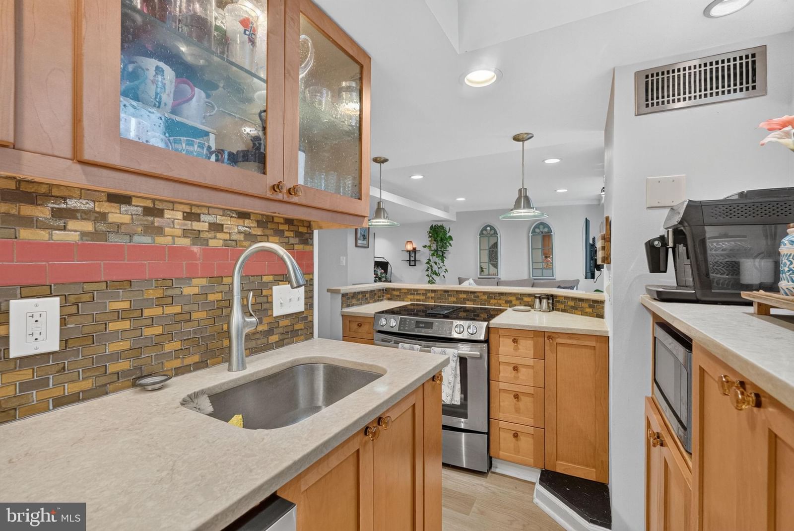 2123 CALIFORNIA STREET NW #A4 photograph