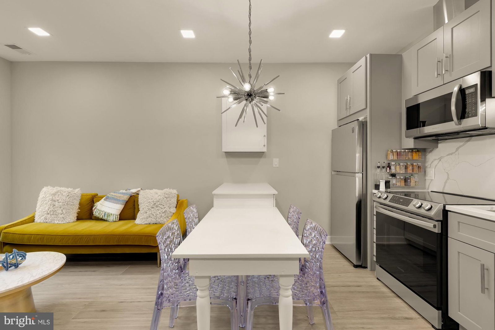1355 BRYANT STREET NE #2 photograph