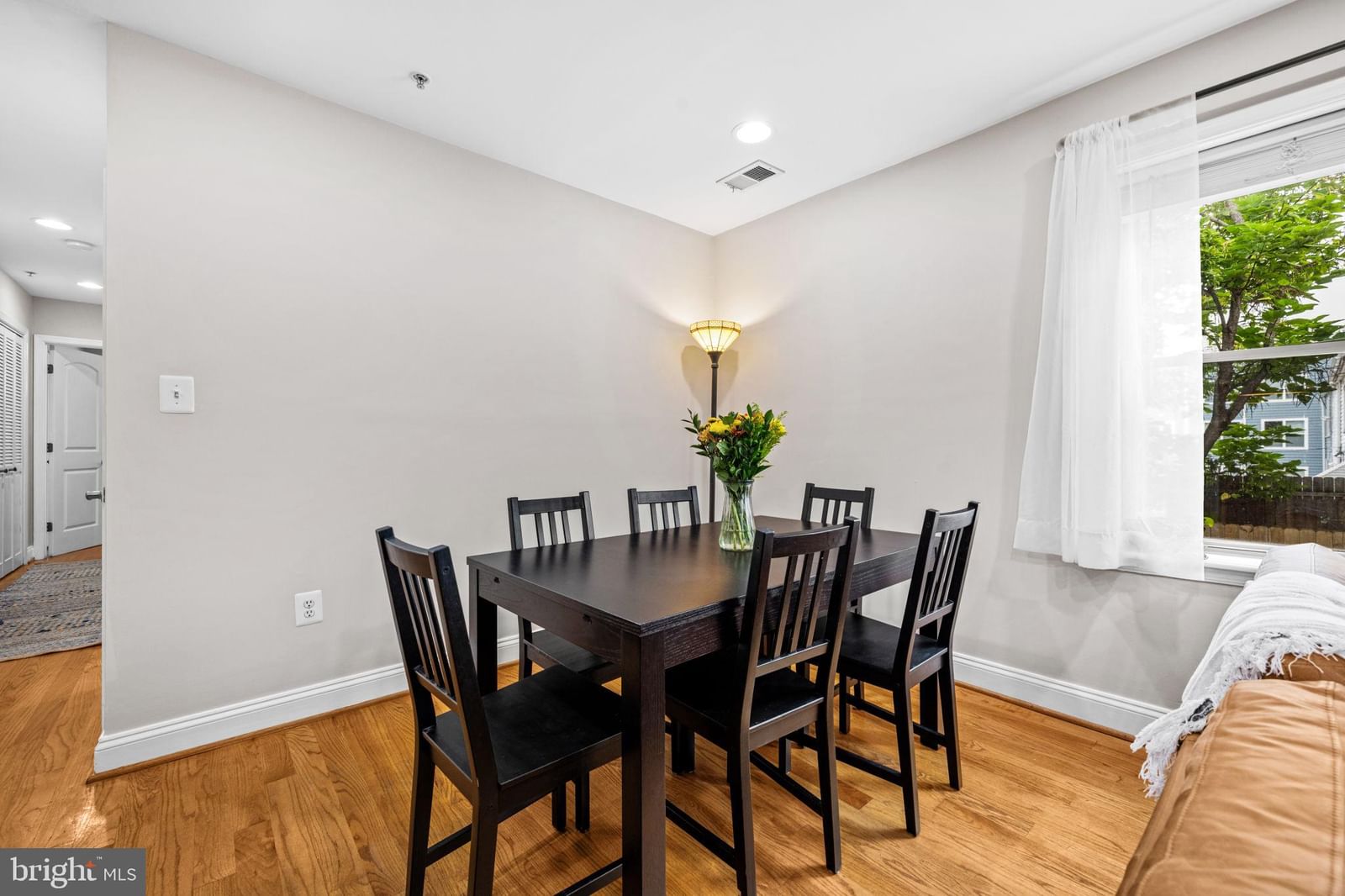 617 JEFFERSON STREET NW #204 photograph