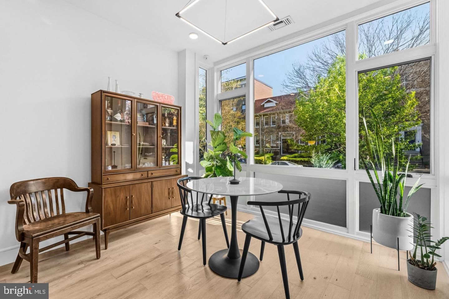 1729 T STREET NW #3 photograph