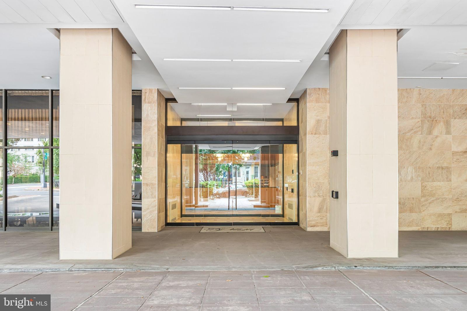 800 25TH STREET NW #1001 photograph