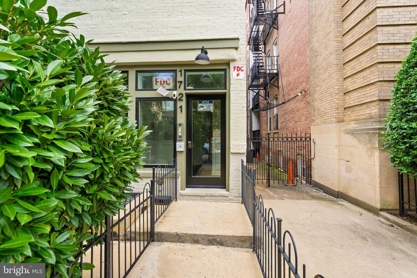 1721 20TH STREET NW #302 photograph
