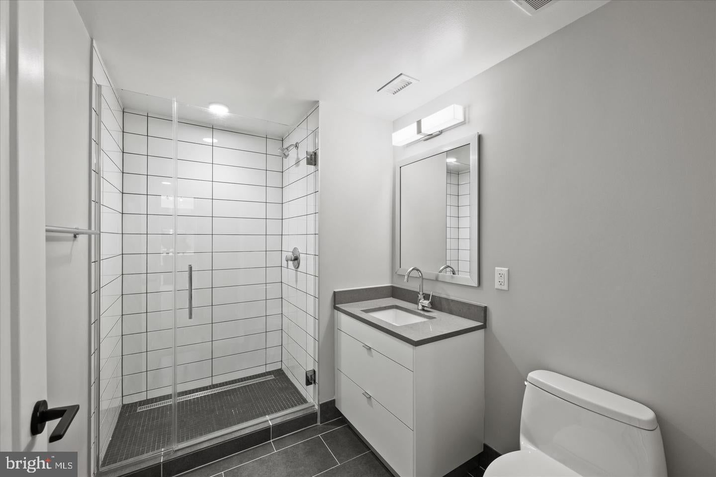 1300 4TH STREET SE #308 photograph