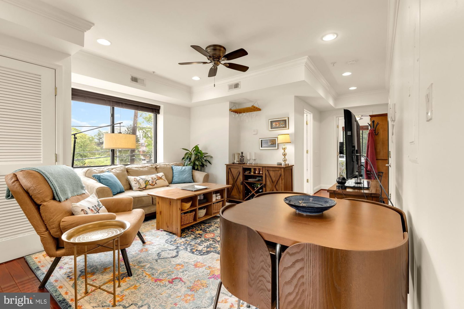 5754 COLORADO AVENUE NW #202 photograph