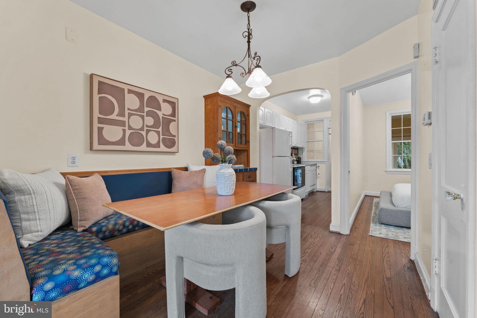 1302 BRYANT STREET NE #1 photograph