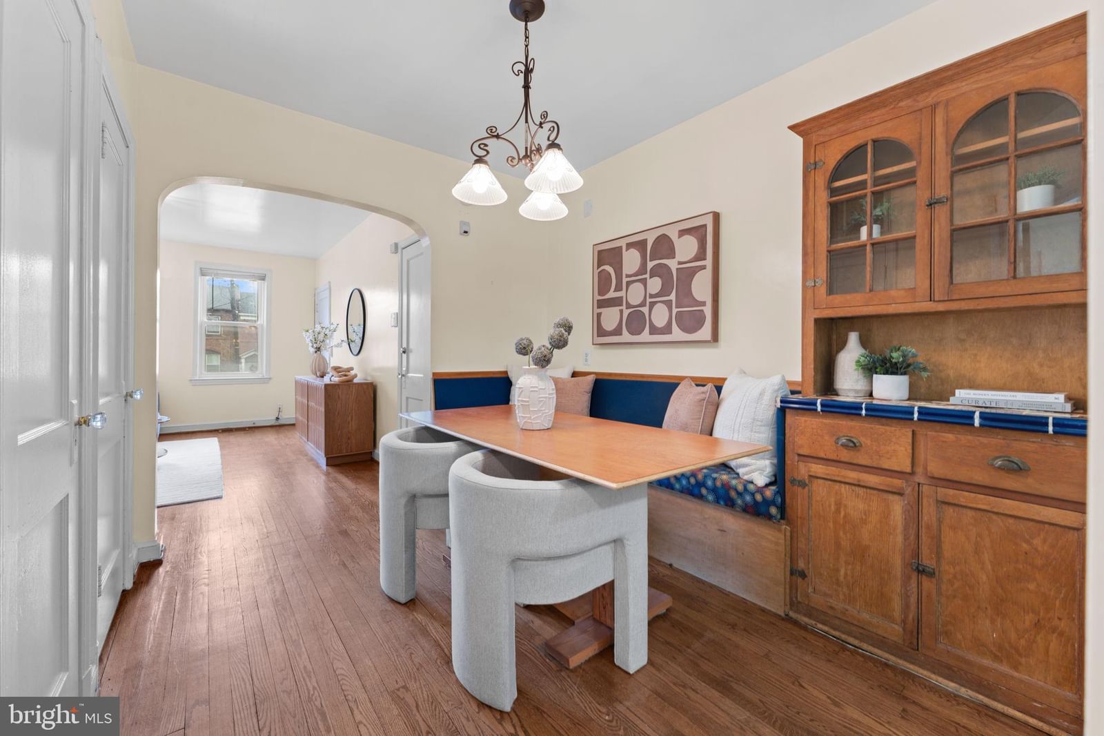 1302 BRYANT STREET NE #1 photograph