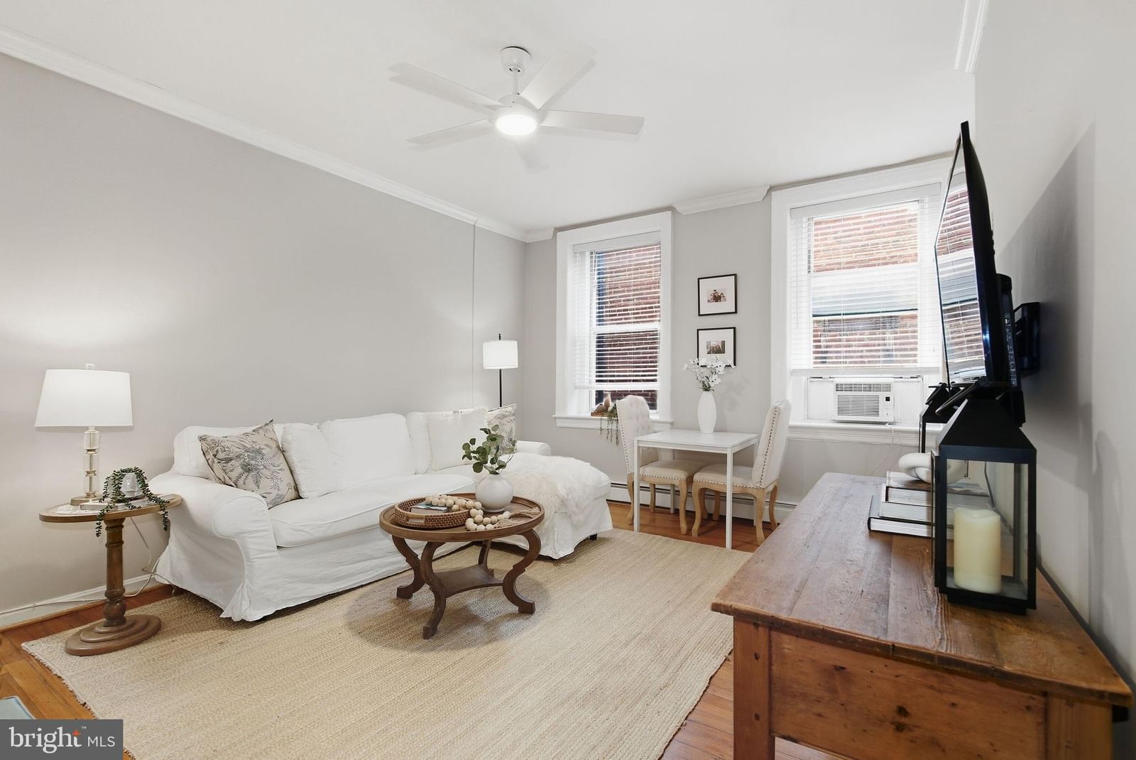 1831 BELMONT ROAD NW #204 photograph