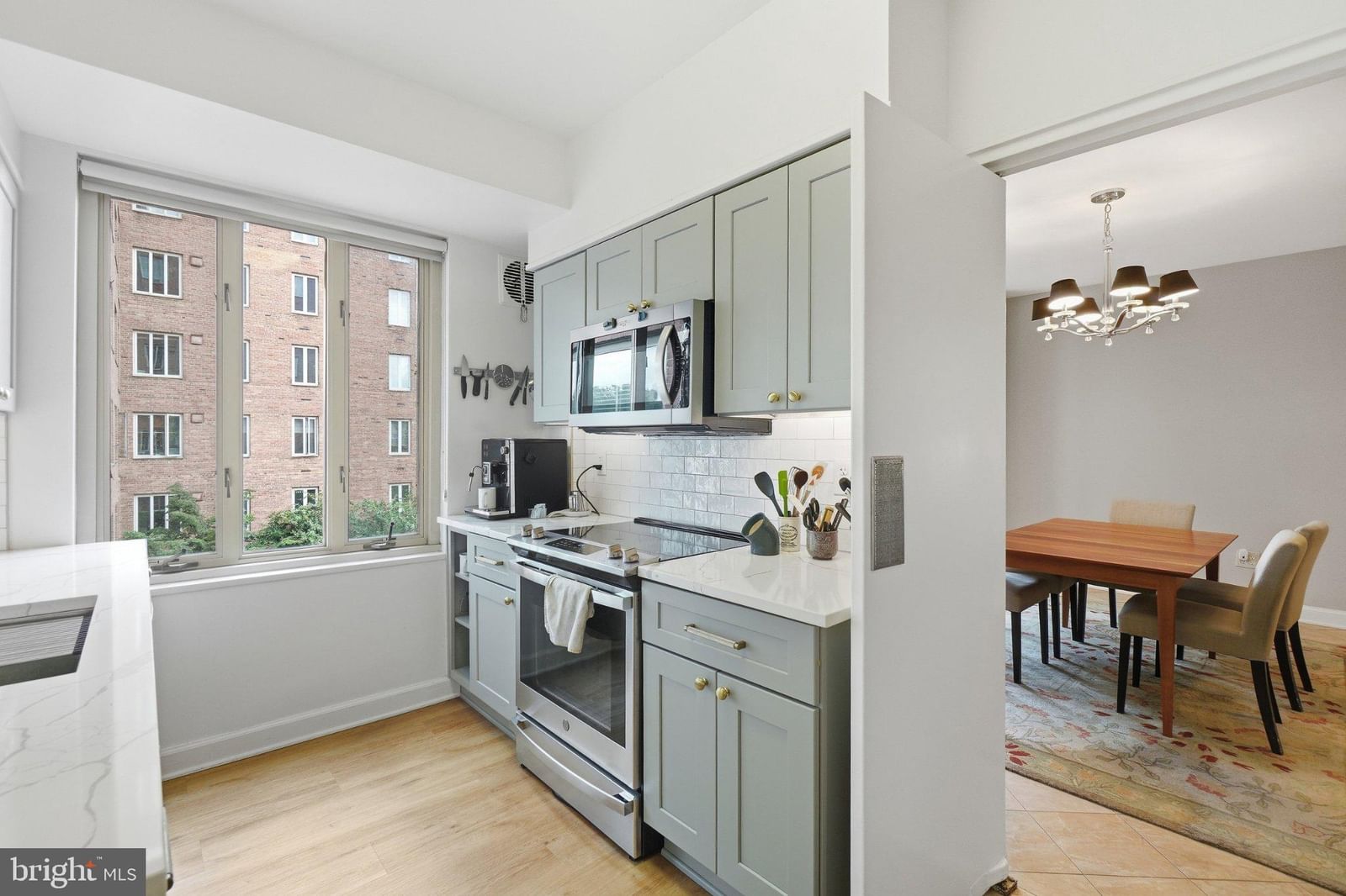 4301 MASSACHUSETTS AVENUE NW #4005 photograph