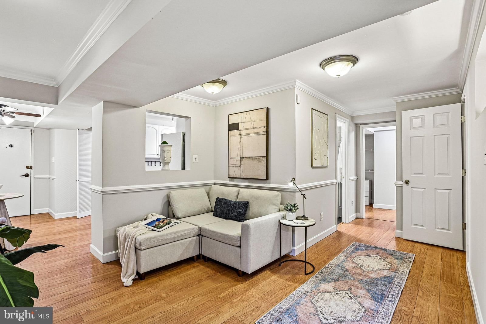 3010 WISCONSIN AVENUE NW #B2 photograph